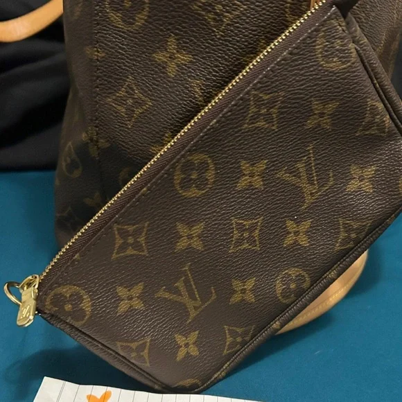 100% AUTH Louis Vuitton Bucket Bag GM &Removable Chain Zipper Wallet Pouch - Picture 8 of 13